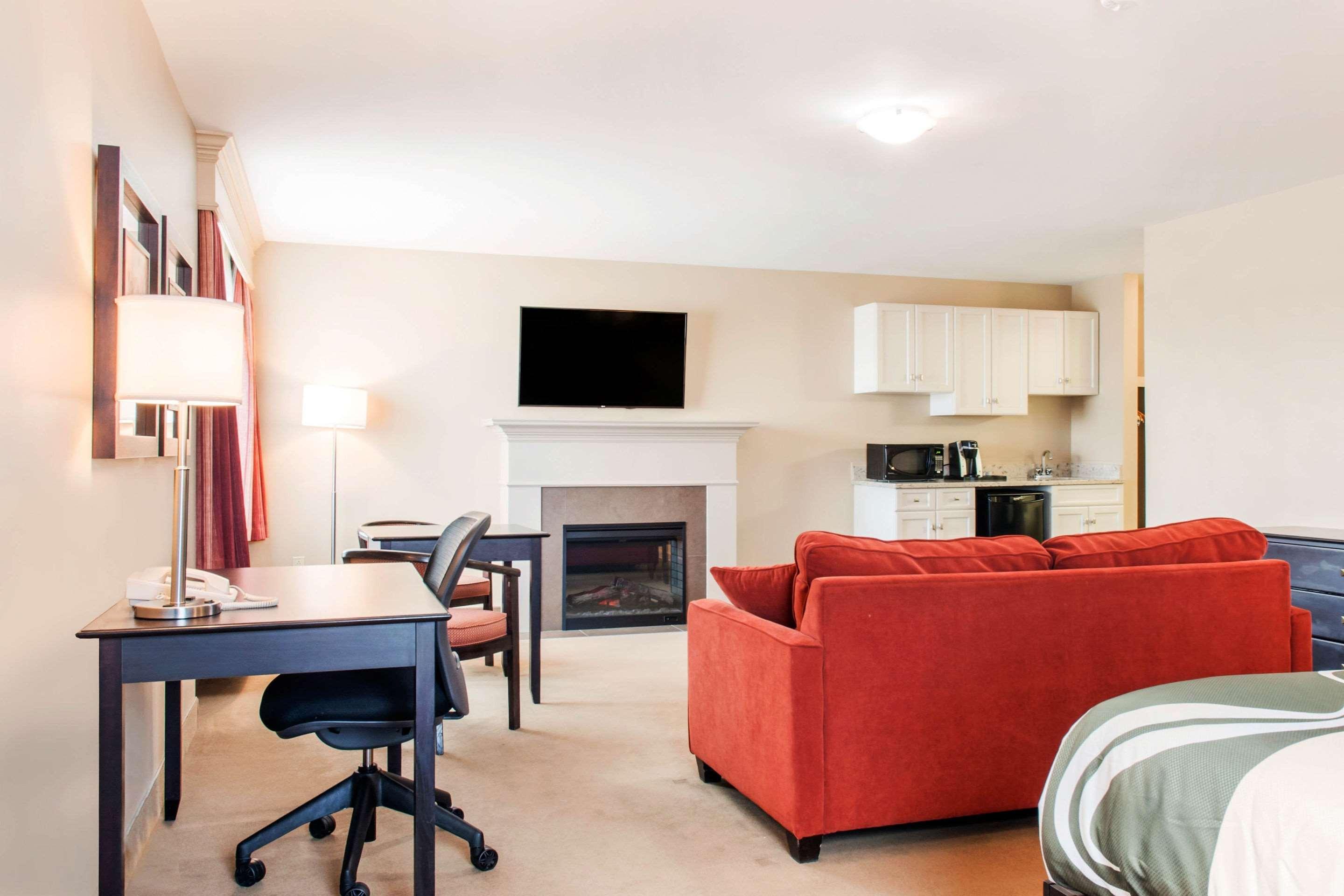 Quality Inn & Suites Quispamsis Rothesay Exterior foto